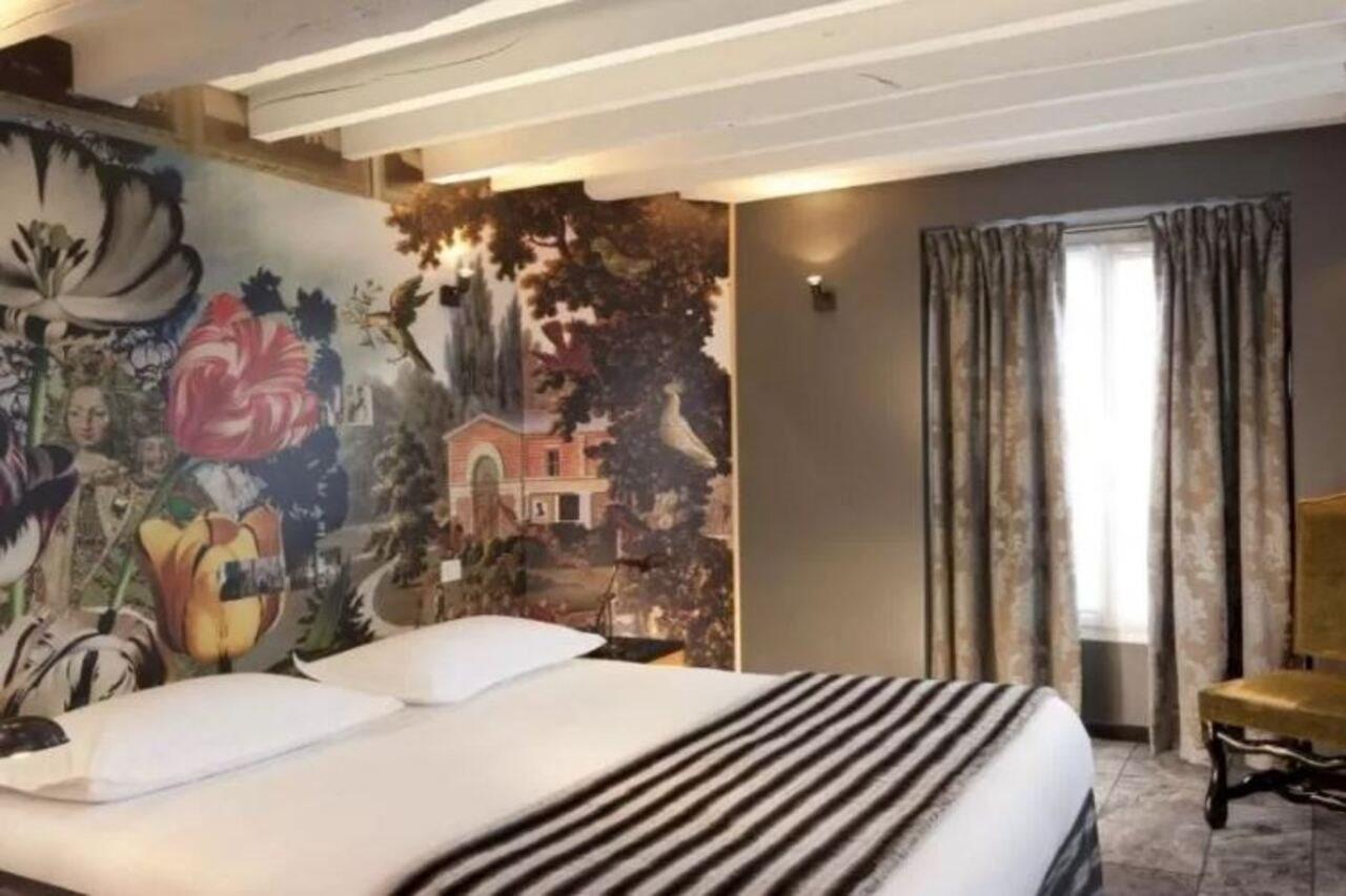 Le Notre Dame Saint Michel 3* Parigi