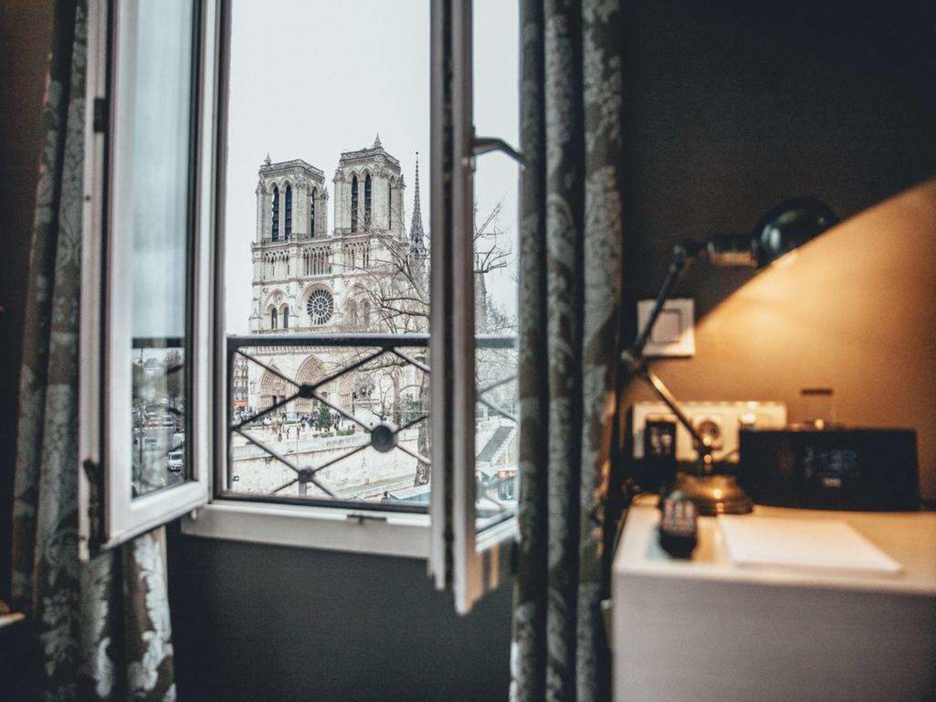 Le Notre Dame Saint Michel Hotel 3*